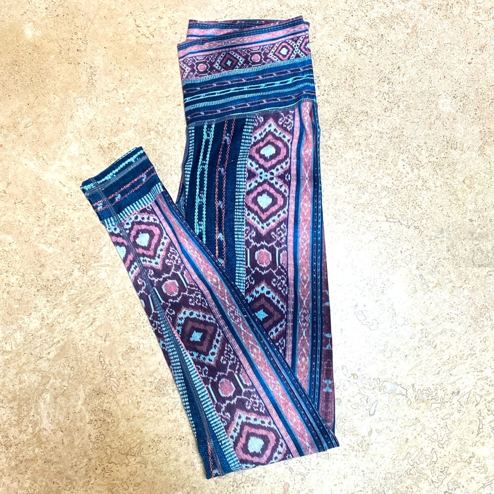 Blue & Pink Yoga/Athletic Leggings Size Medium